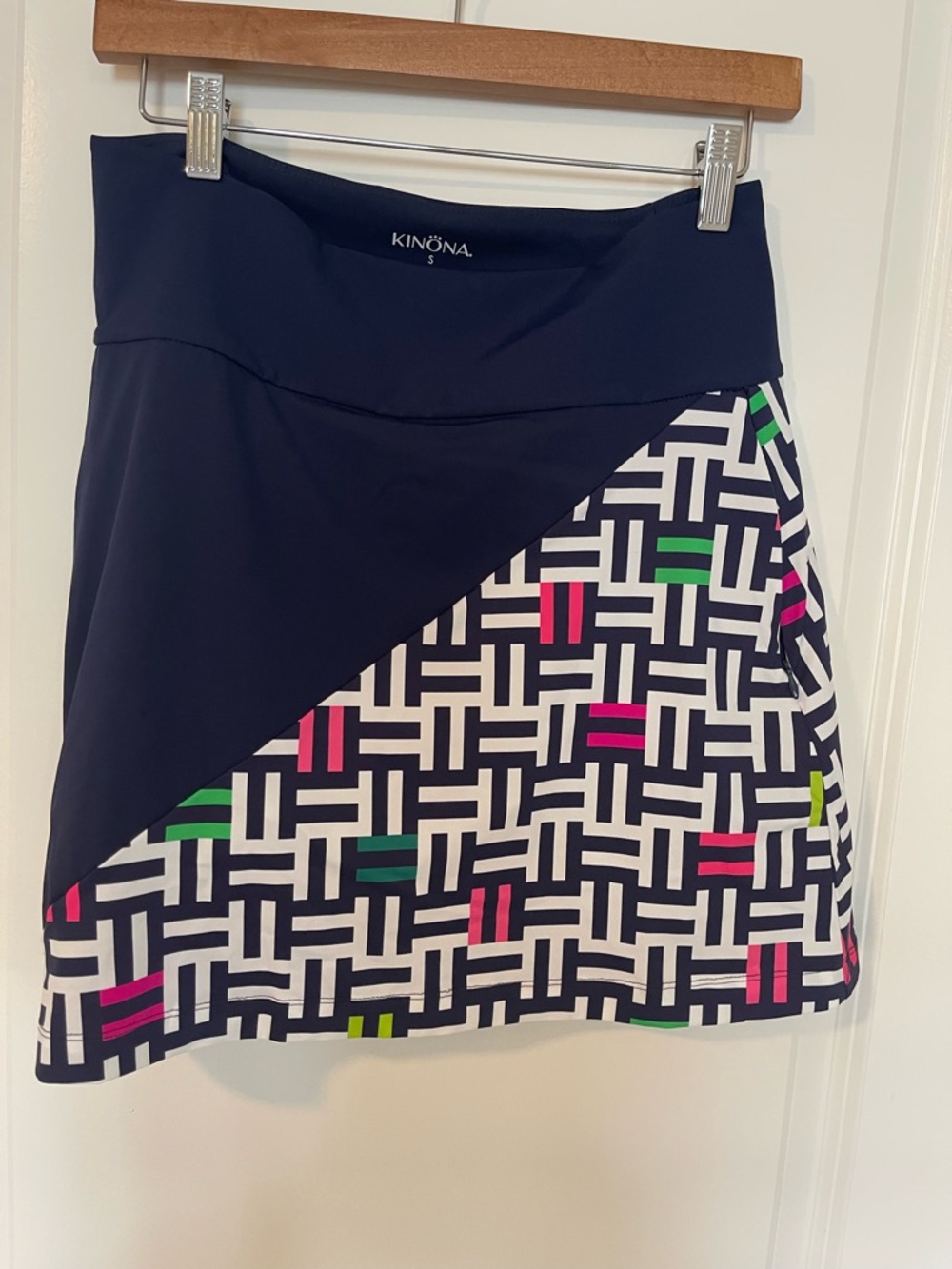 Kinona Golf Skirt 
Size Small 
Like new
